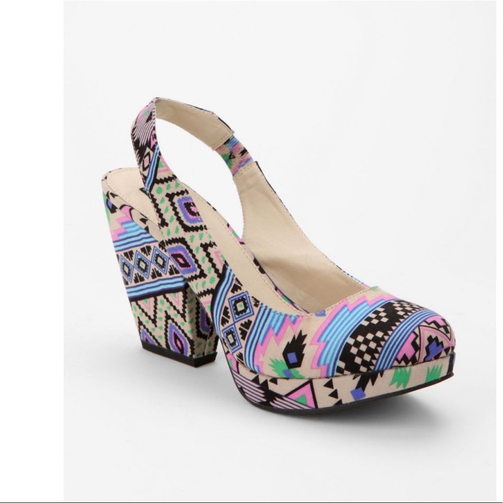 Platform Heel || Urban Outfitters